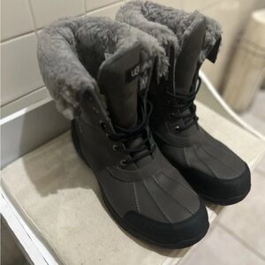 Authentic Ugg Butte Mens Steel Grey Waterproof Fur lined Boots Size 13